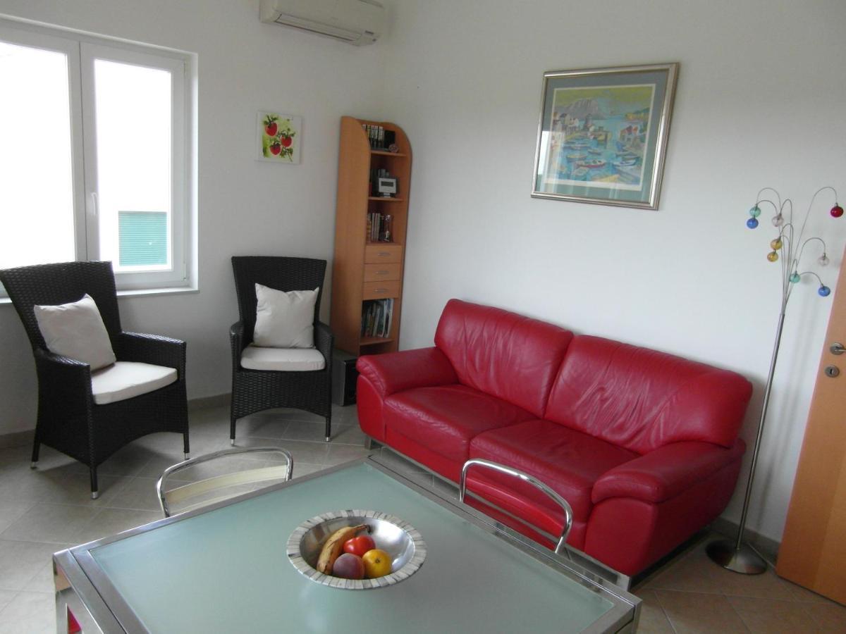 Bentley - Sea-View - 2 Bedroom Apartment Premantura Bagian luar foto