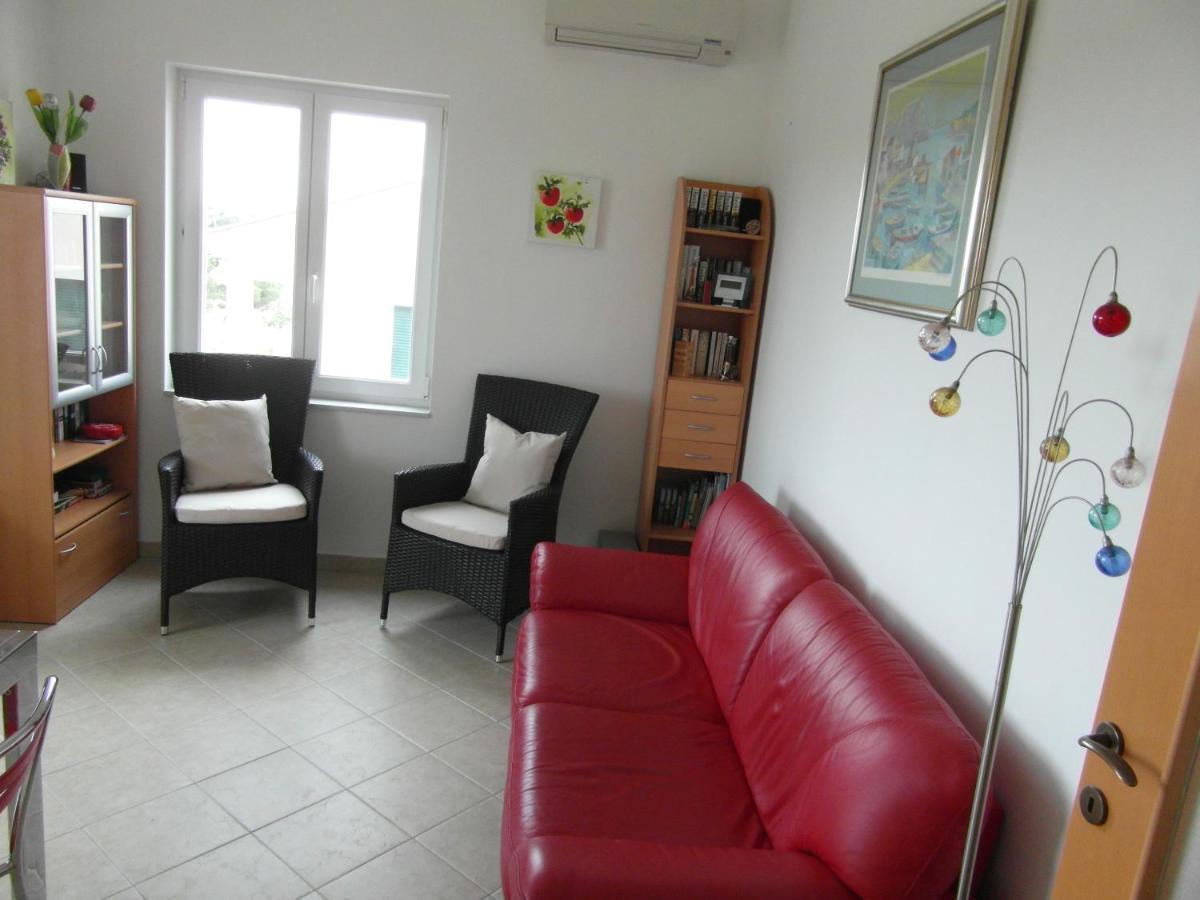 Bentley - Sea-View - 2 Bedroom Apartment Premantura Bagian luar foto