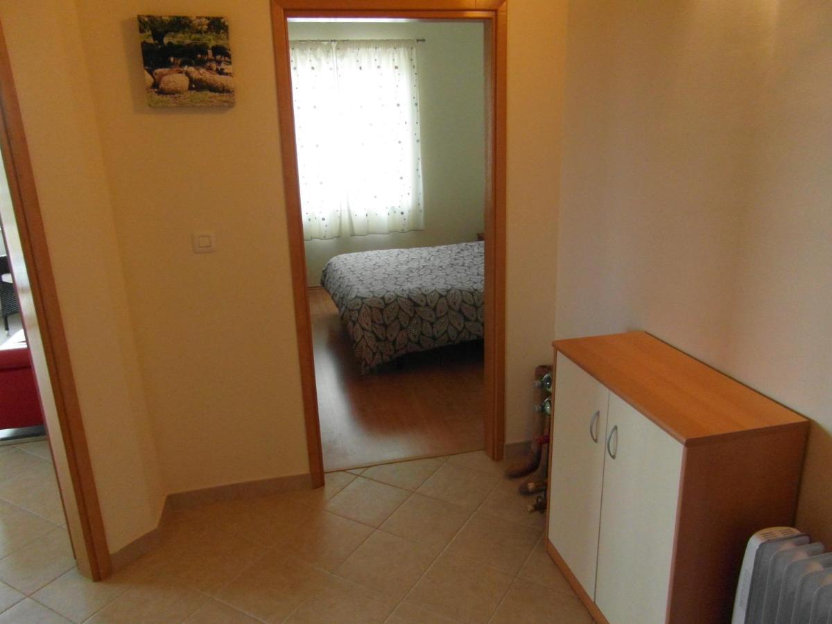 Bentley - Sea-View - 2 Bedroom Apartment Premantura Bagian luar foto