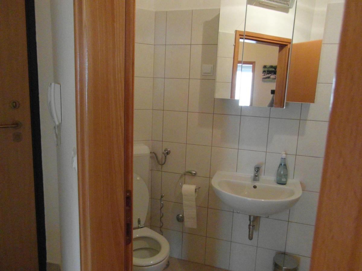 Bentley - Sea-View - 2 Bedroom Apartment Premantura Bagian luar foto