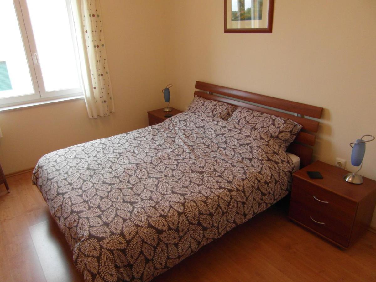 Bentley - Sea-View - 2 Bedroom Apartment Premantura Bagian luar foto
