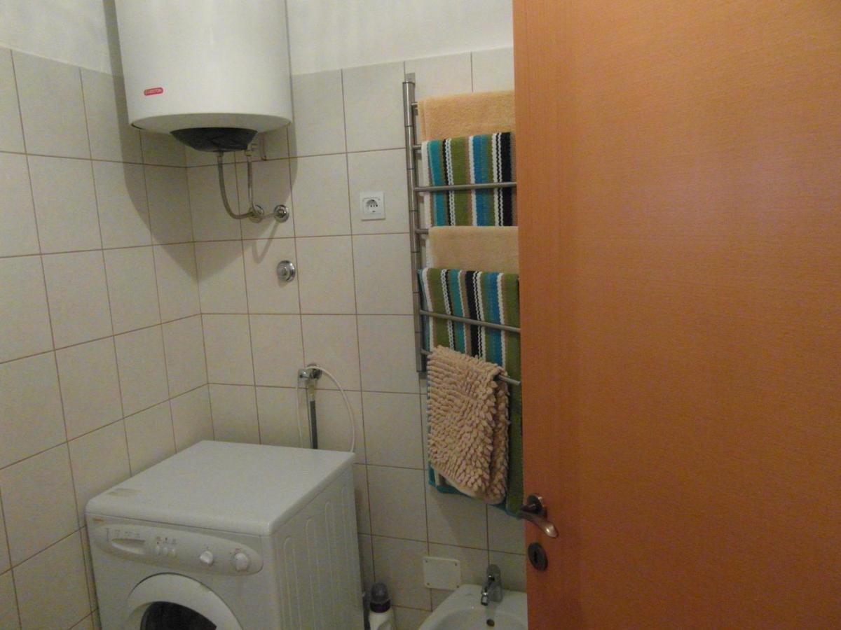 Bentley - Sea-View - 2 Bedroom Apartment Premantura Bagian luar foto